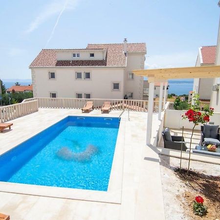 Apartments Sara 3 Bol Zewnętrze zdjęcie