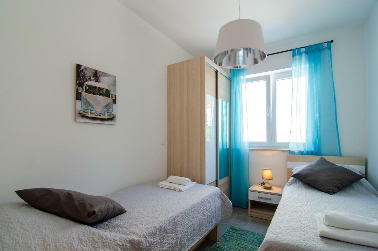 Apartments Sara 3 Bol Zewnętrze zdjęcie