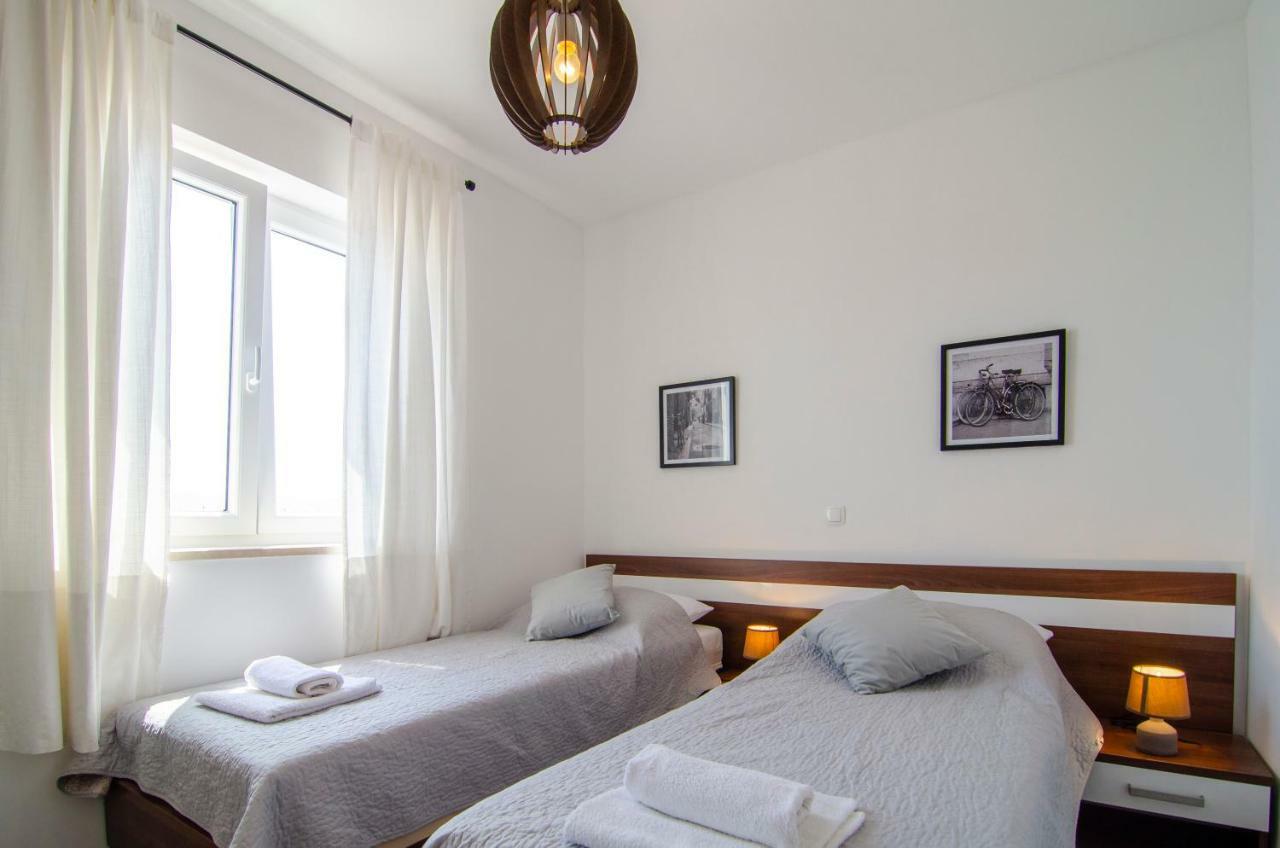Apartments Sara 3 Bol Zewnętrze zdjęcie
