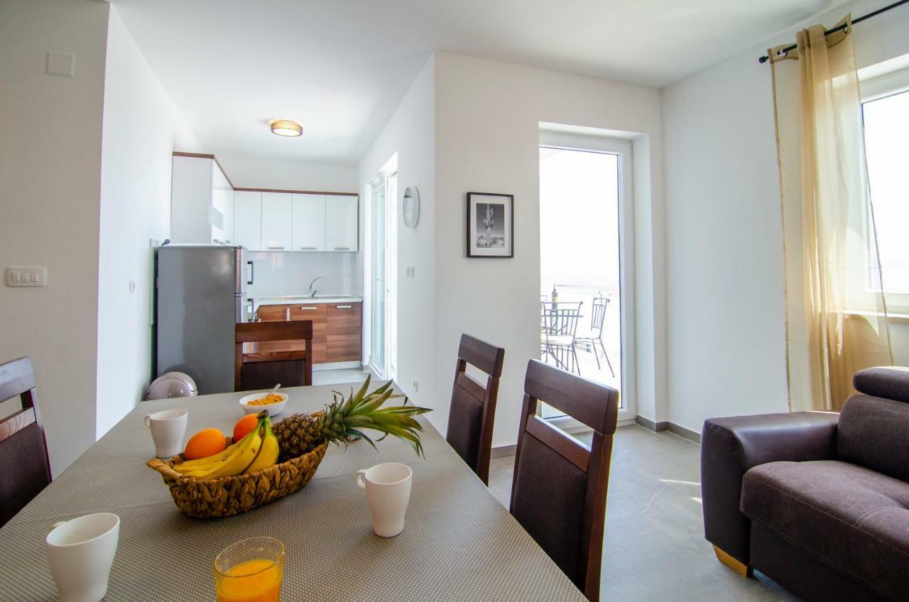Apartments Sara 3 Bol Zewnętrze zdjęcie