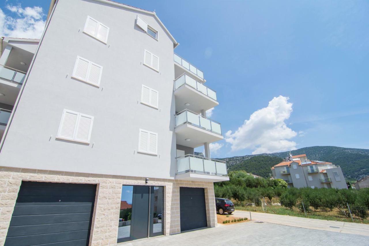 Apartments Sara 3 Bol Zewnętrze zdjęcie