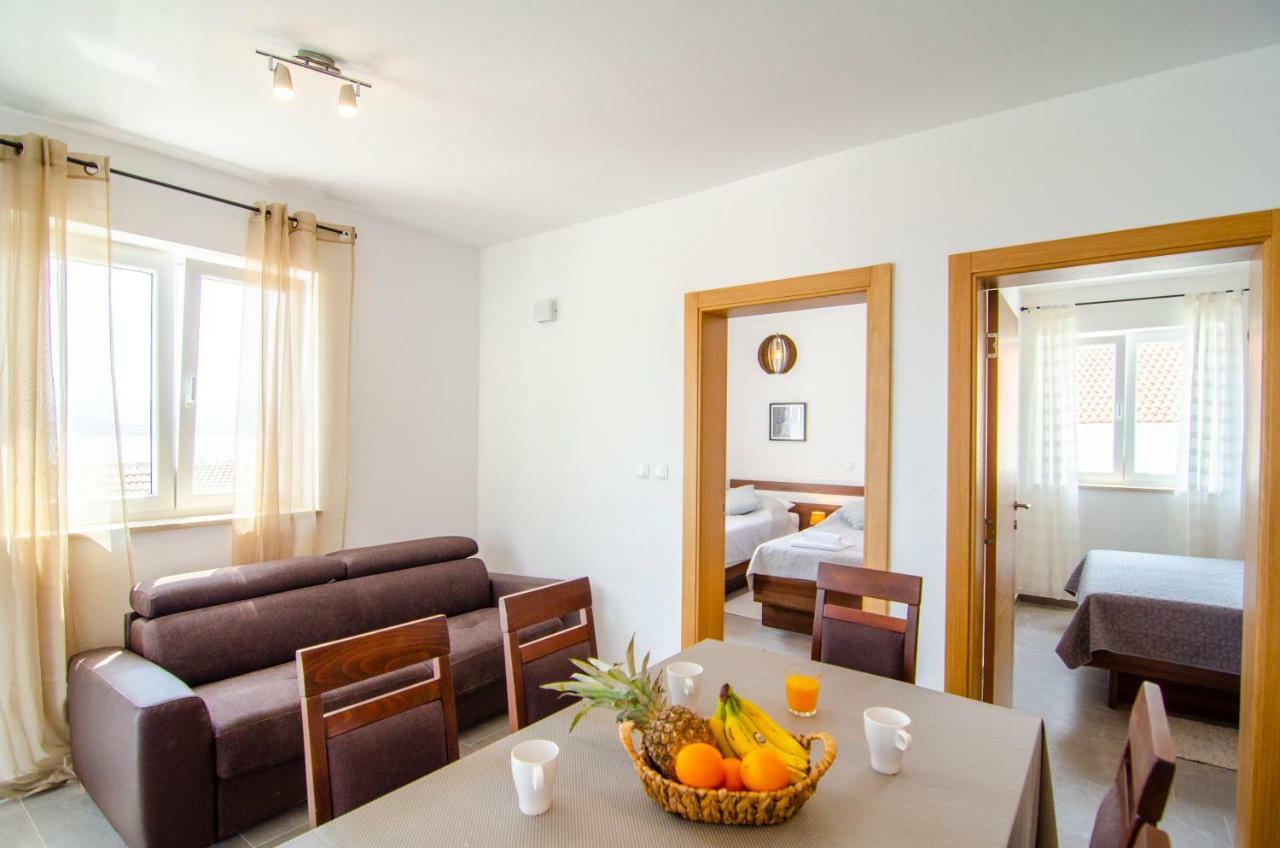 Apartments Sara 3 Bol Zewnętrze zdjęcie