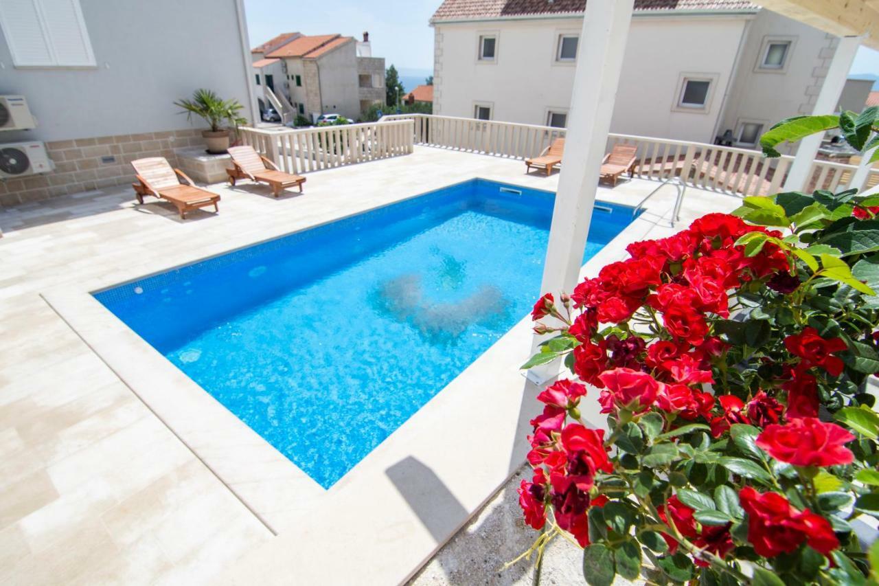 Apartments Sara 3 Bol Zewnętrze zdjęcie